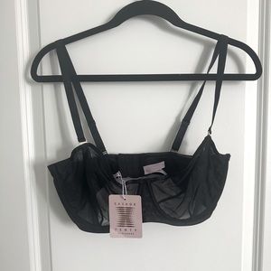 Brand new, savage fenty x mesh strapless bra